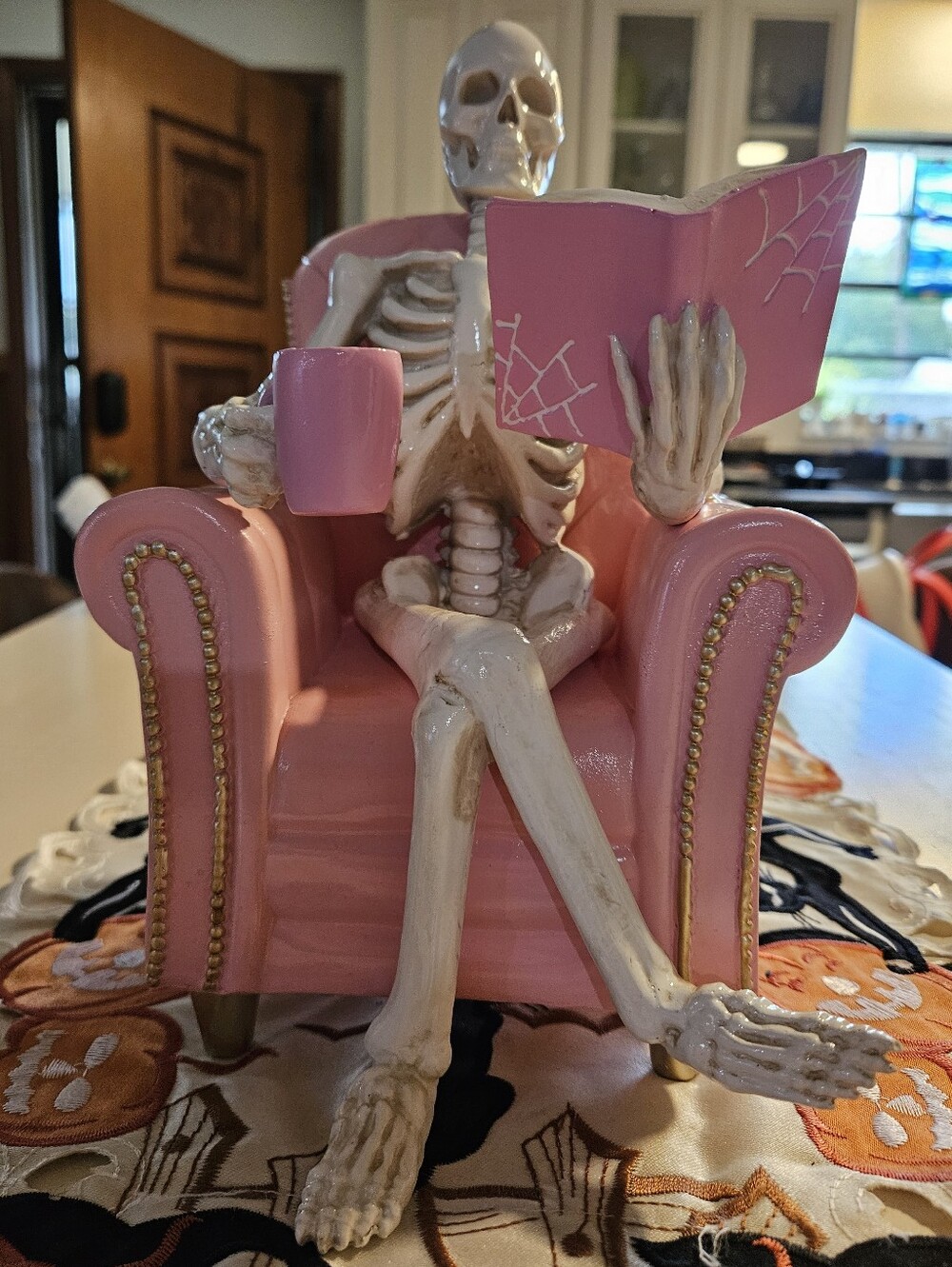 NWT Pinkoween Skeleton in Pink Armchair Figurine Halloween Decor